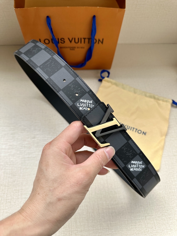 激安ルイヴィトンベルト正面デザイン